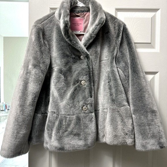 New -no tag fur jacket KATE SPADE size M - Picture 1 of 3
